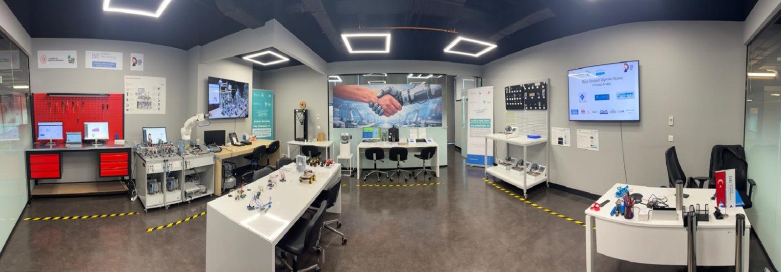 T-ERA Center Karşılama Ekranı
